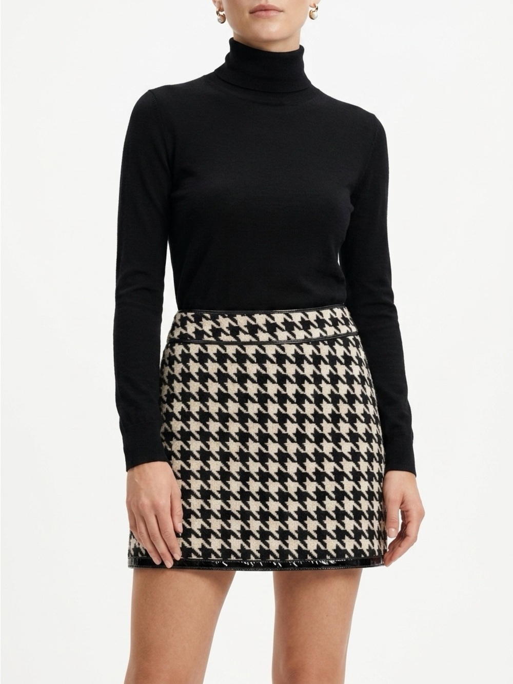 Maje Houndstooth Tweed Wool Mini Skirt Patent Trim Black White FR 40